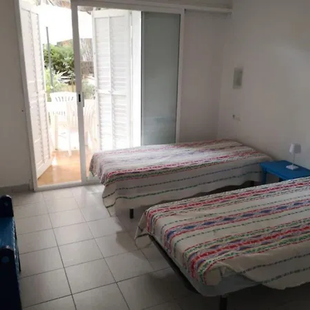 Apartment T3 De 65 M2 Terrasse Jardin A 300 M De La *